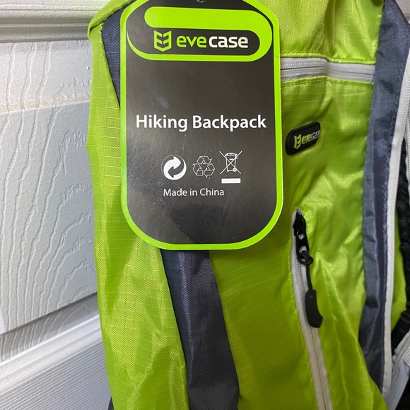 Evecase hiking water resistant backpack - Picture 1 of 4